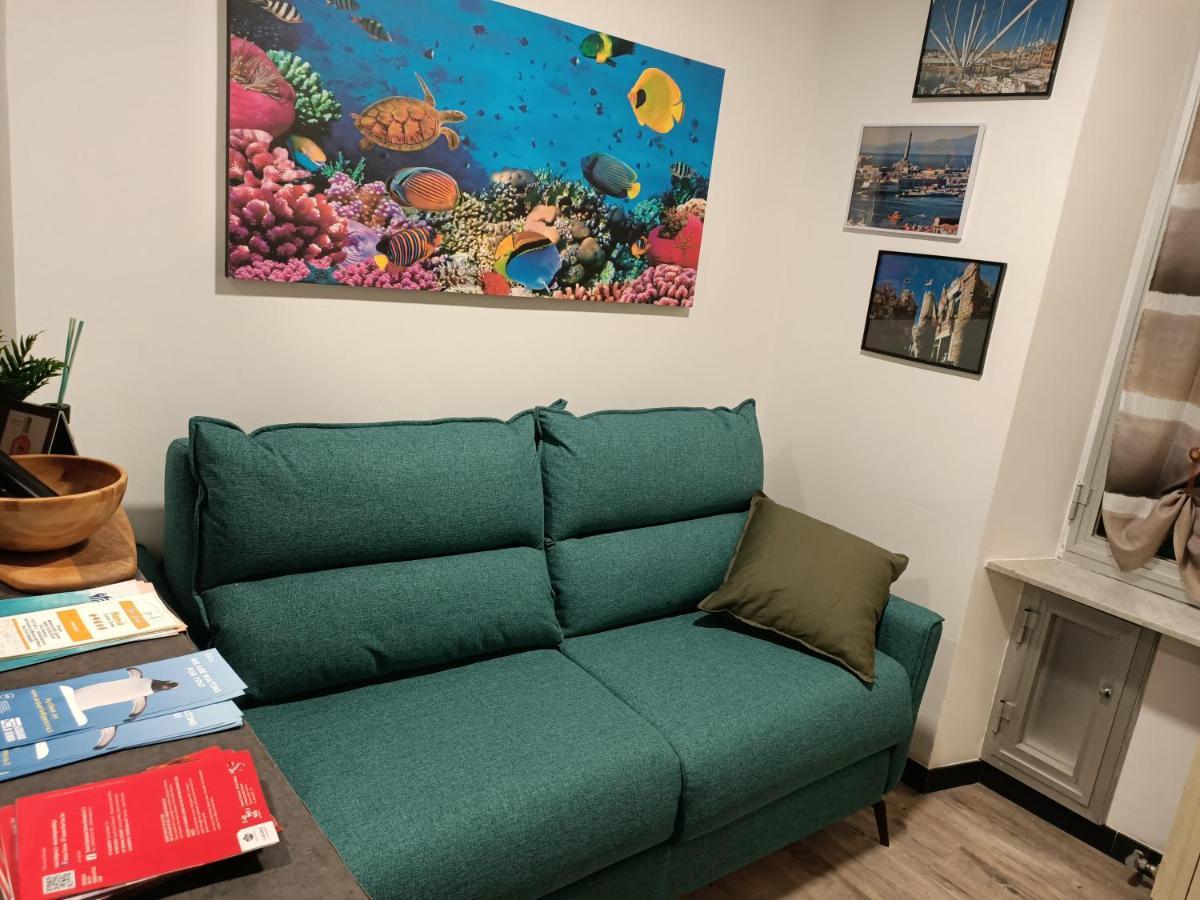 Acquario Guest House Genua Exteriör bild